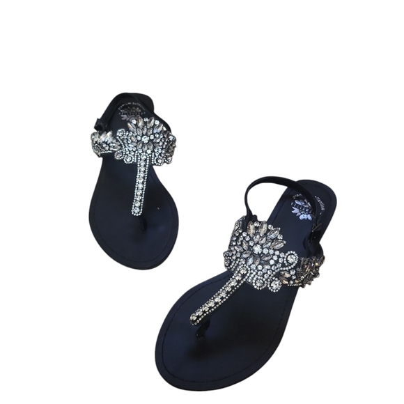 Yellow Box Women's Black P-Vallen Embellished Thong Sandals - Picture 2 of 7